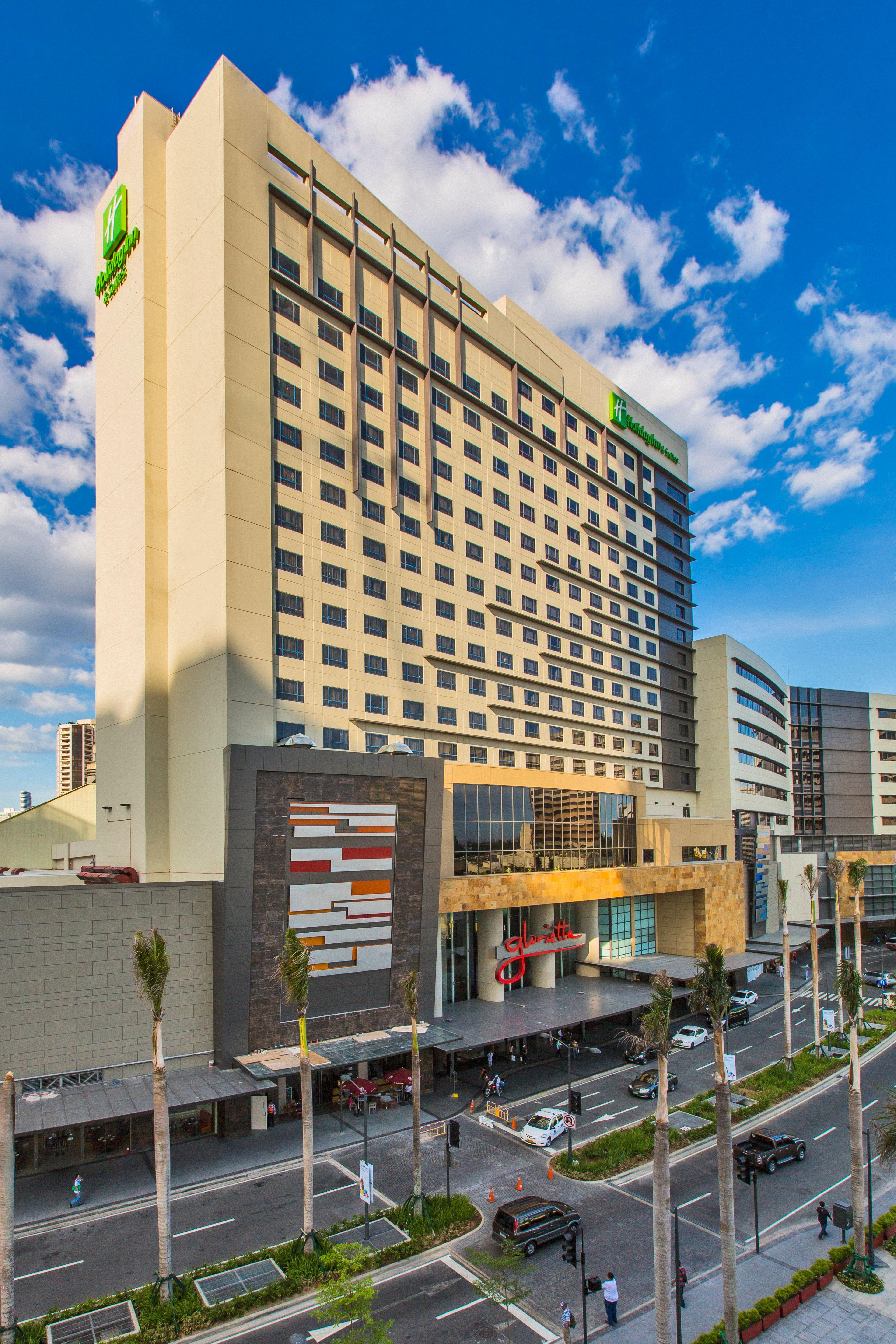 Holiday Inn & Suites Makati By Ihg Makati City Екстер'єр фото Holiday Inn Express in Addis Ababa, Ethiopia